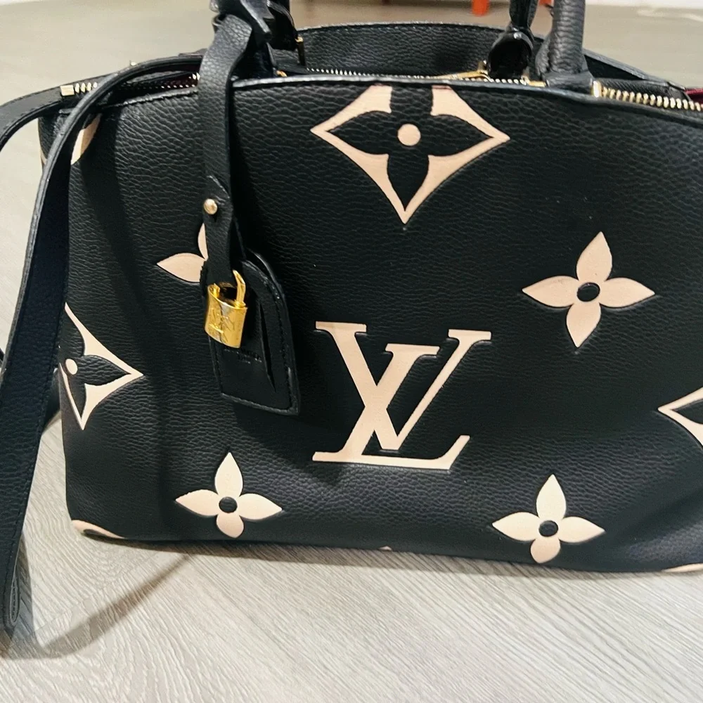 Purse Louis Vuitton Black and Cream - Picture 5 of 10